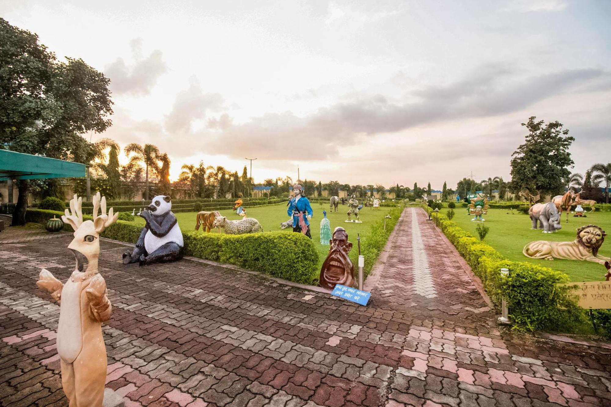 Collection O Panorama Country Club And Resort Rupnarayanpur Exterior foto